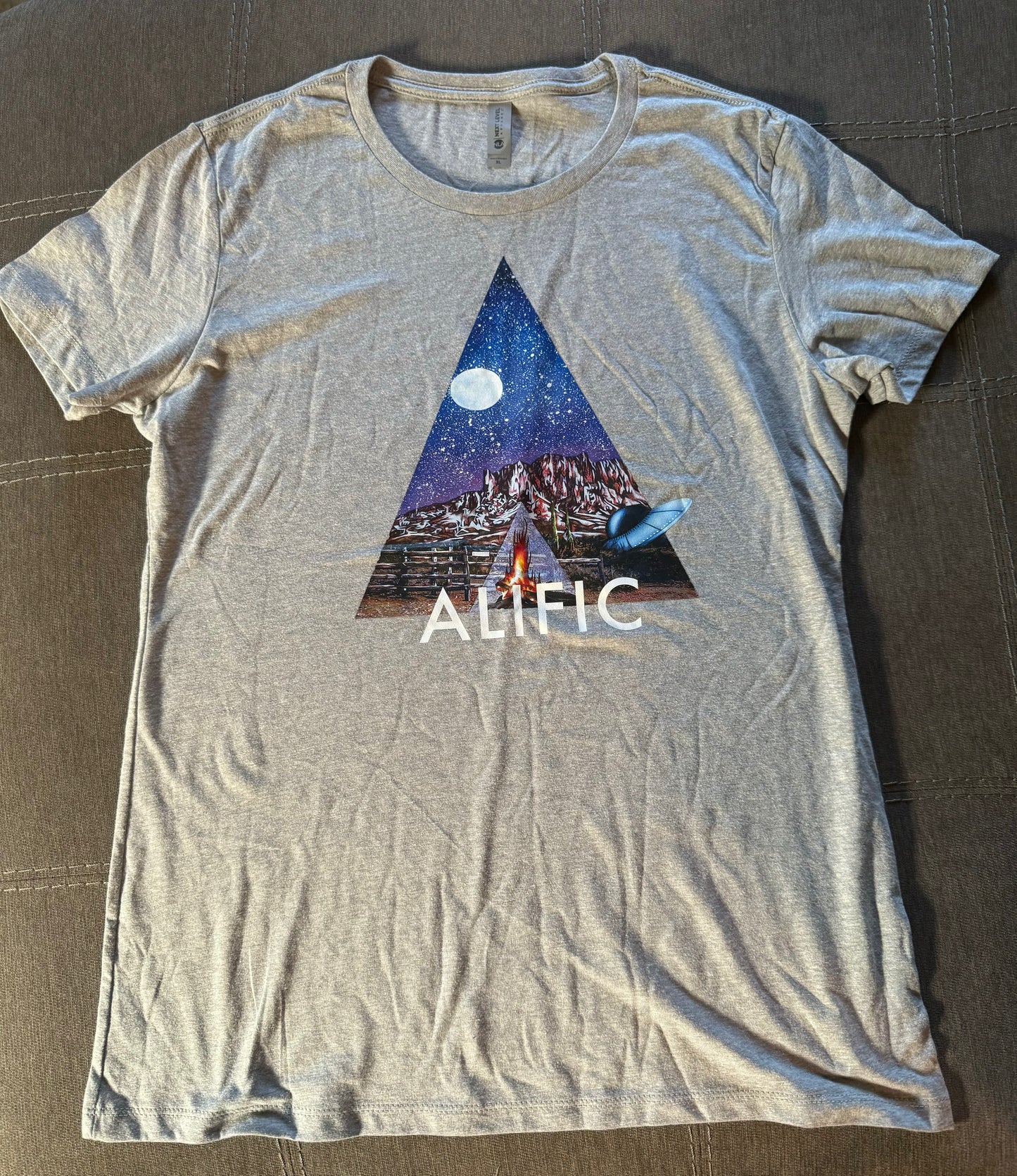 (a) Alific Space Alien T-Shirt_Grey (WOMENS)